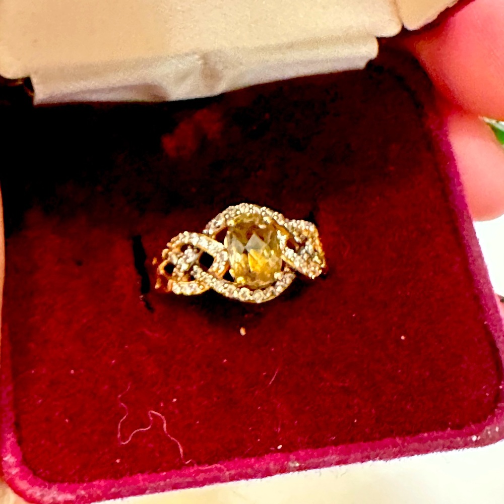 1/4ct chocolate diamond size 7 ring